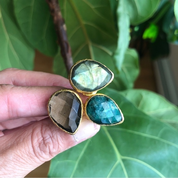 Gold plated semiprecious statement ring - Picture 1 of 6